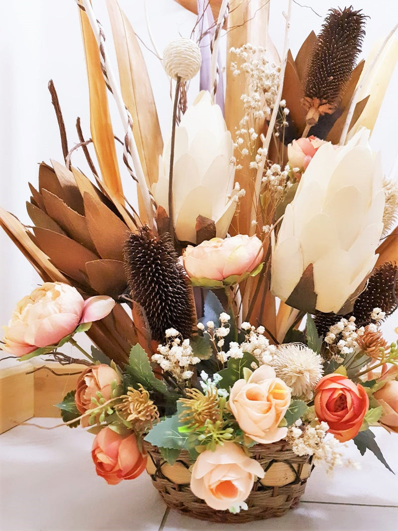 Artificial Deluxe Flowers