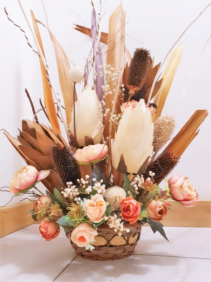 Artificial Deluxe Flowers